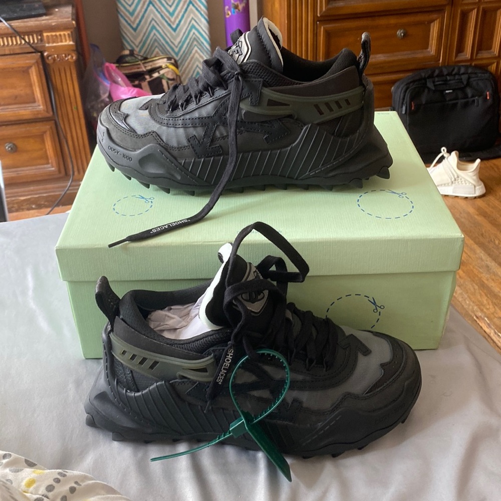 Black Off-White ODSY 1000 Brand New